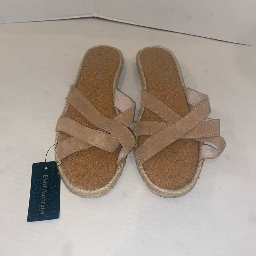 Emu Australia, suede flip-flops slides flats